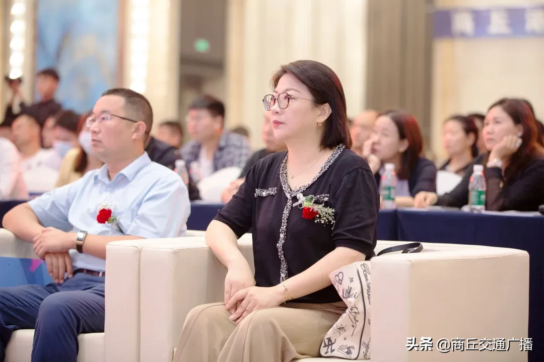 匠心打造 质赢未来 商丘港汇万达广场商户装修进场说明会隆重举行