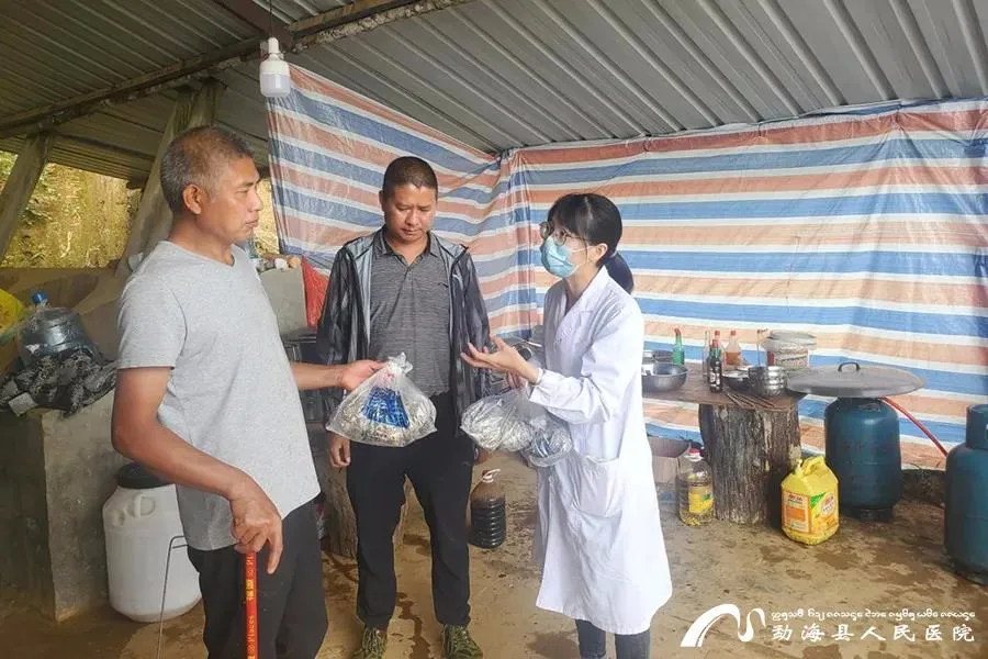 勐海县人民医院中医药助力疫情防控第一线