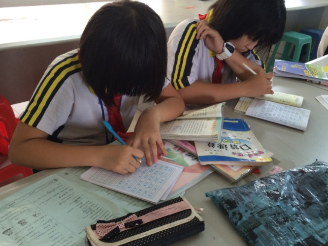 培训机构“遇冷”，新东方为摆脱困境频出新招，或许转型成功