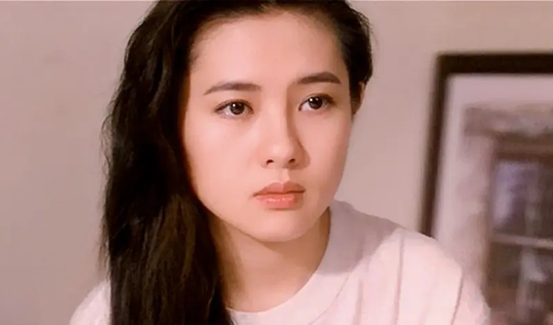 脱下的衣服难穿上！6位一脱成名的女星，无尽的争议下好多已息影