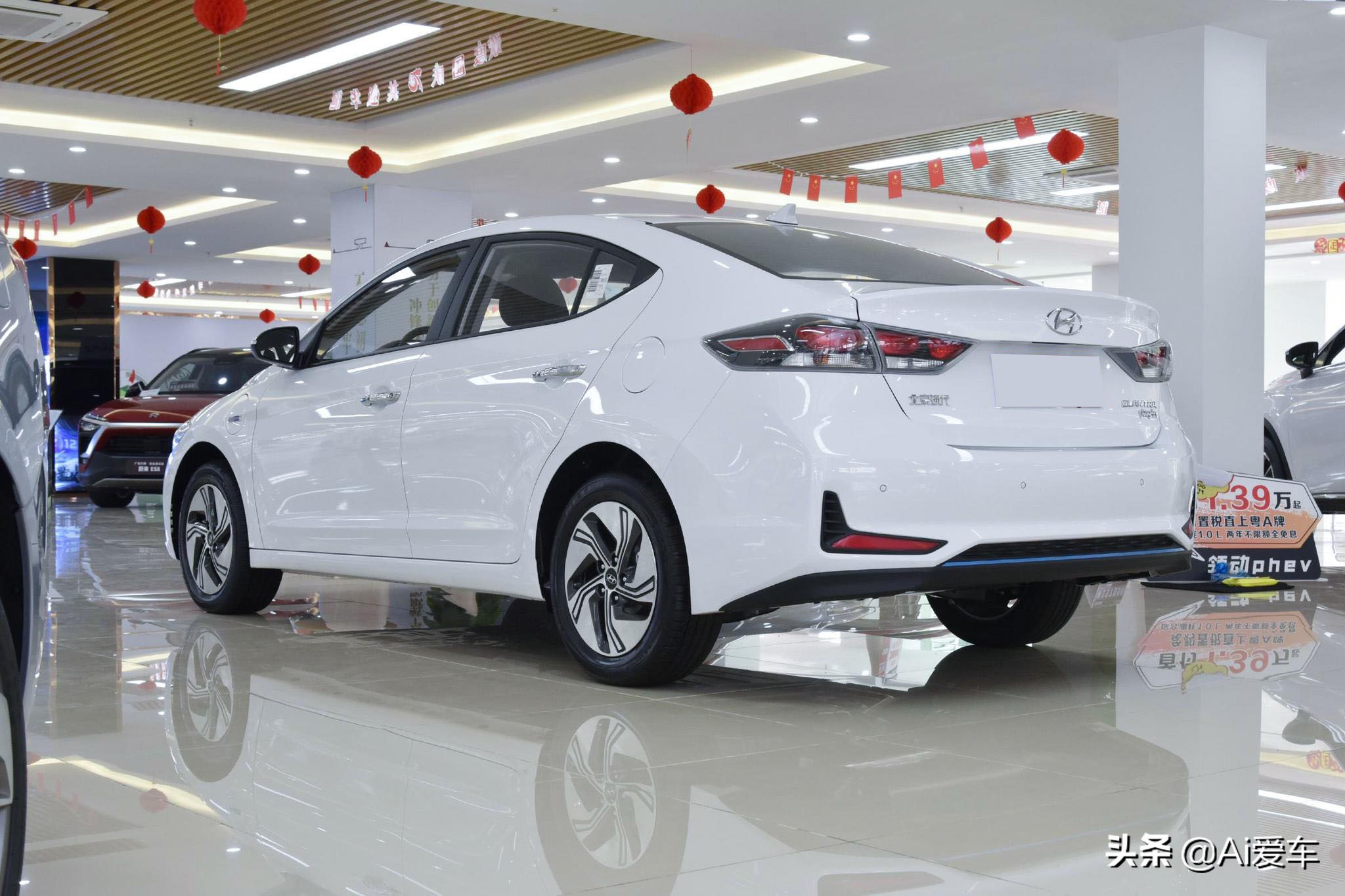 吃92号“粗粮”，1L油耗合资大家轿，便宜都养得起，现代领动PHEV