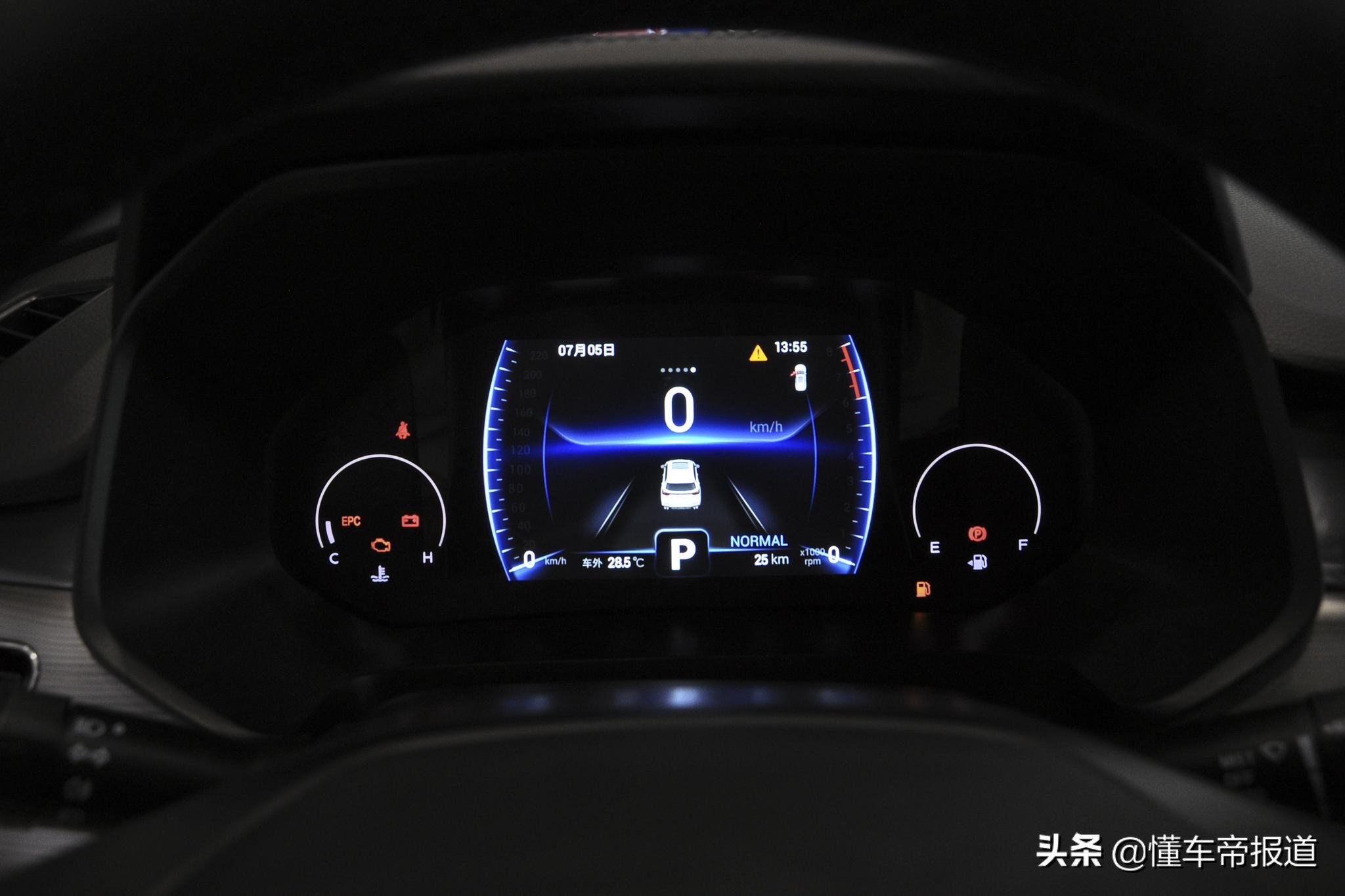 新车 </p><p>　　 增2.0T发动机！奇瑞瑞虎8鲲鹏版到店，7月17日上市