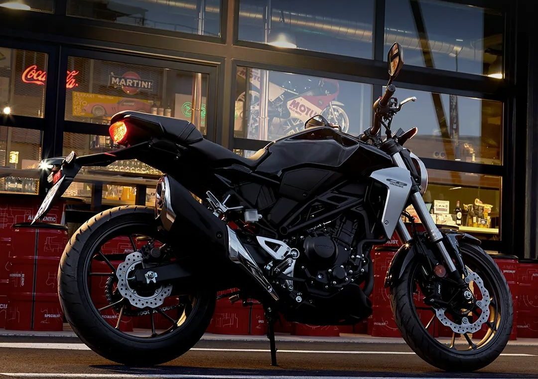 本田300r要多少钱全进口的本田cb300r终于来了