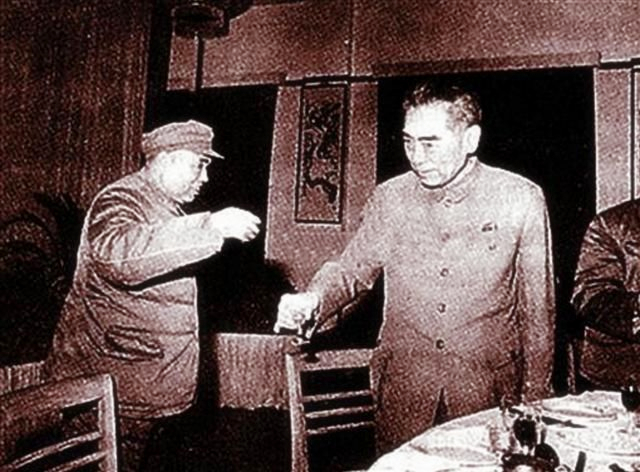 1985年，杨尚昆代邓小平看望许世友，许世友因何说：我完蛋了