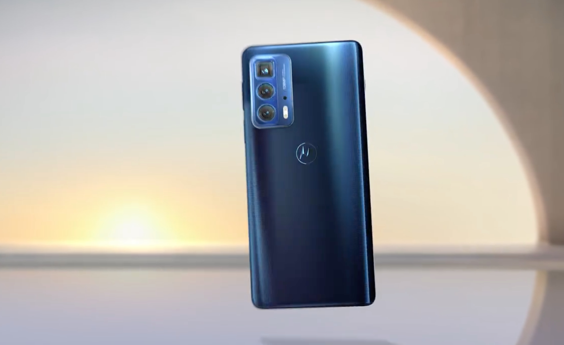 「科技V报」阿维塔首款车型AVATR11发布；OPPO或下月发布折叠-20111115-VDGER