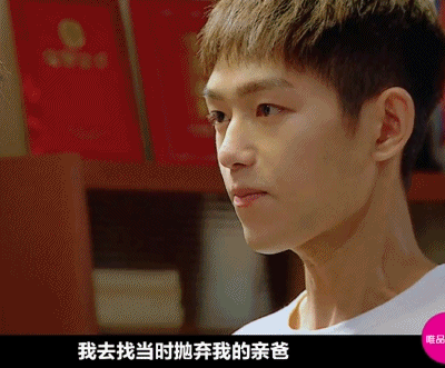 他不配？95后鲜肉获尔冬升、赵薇发出S卡后，却被曝“黑历史”