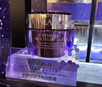 雅诗兰黛旗下，好用且亲民的玉兰油，凝萃美肌奥秘。
