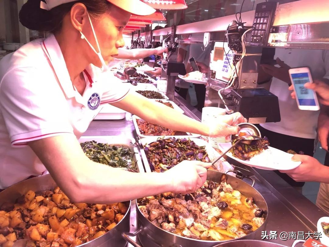 我们的2019 | 走进经管、化学、共青学院和三附院、人事处、后勤集团