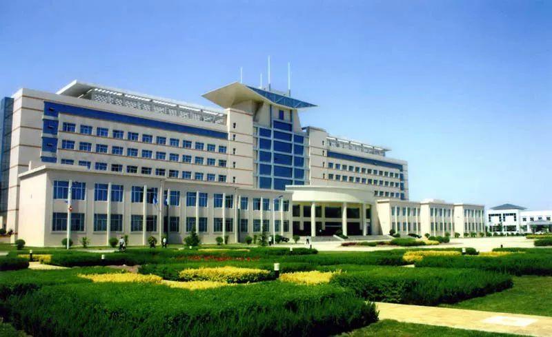 2021届高考生《自我介绍》打动评委，有文采，985有希望了