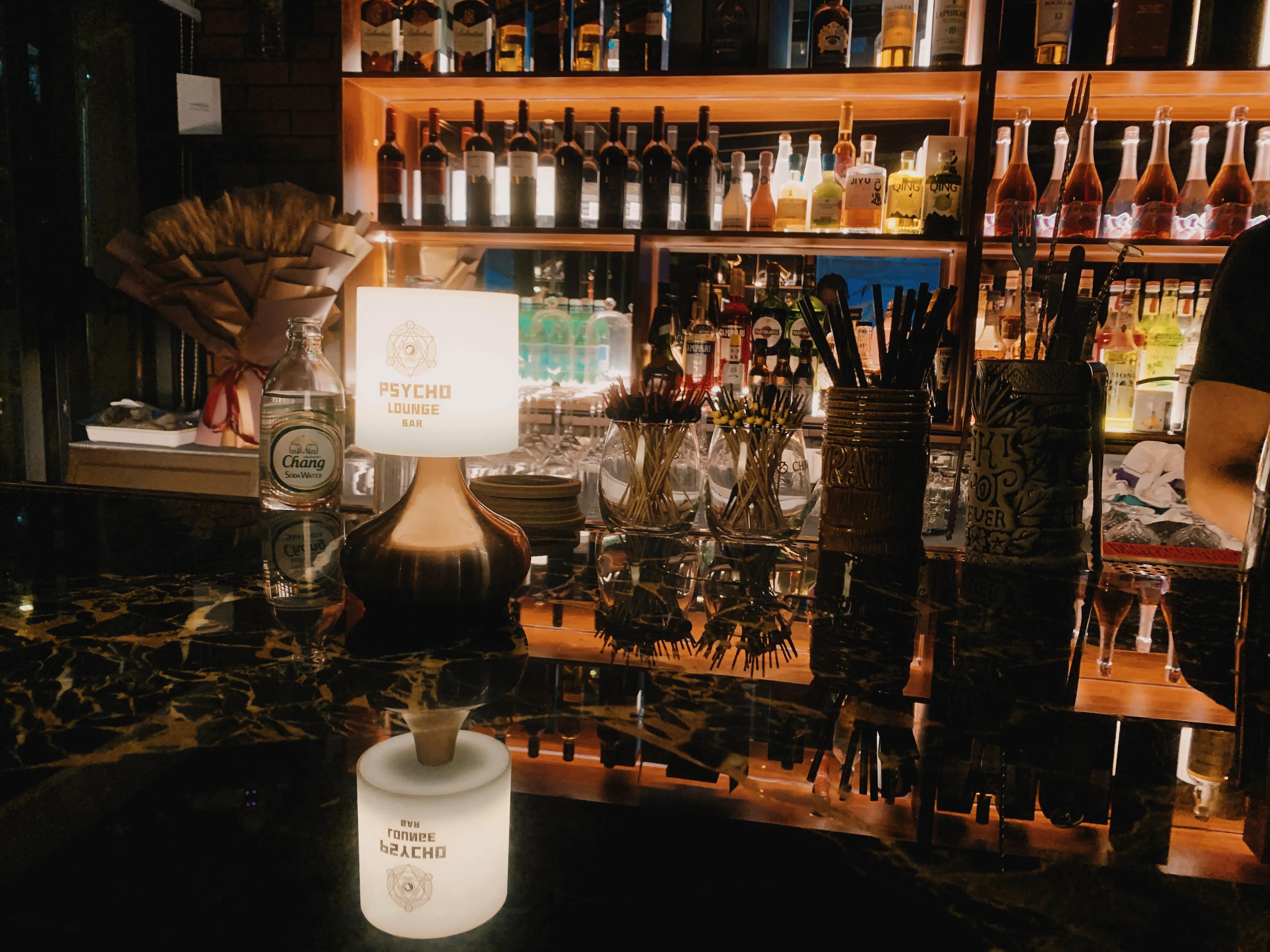 广州海珠区新酒吧推荐|隐藏威士忌露天清吧