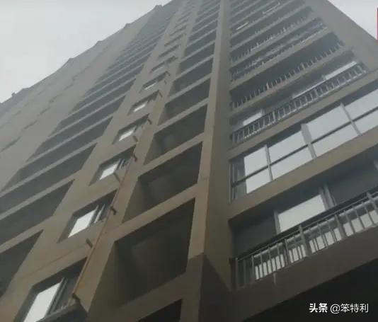 宜昌一线抗疫医生携子跳楼？真实原因背后，是一个残酷的社会问题