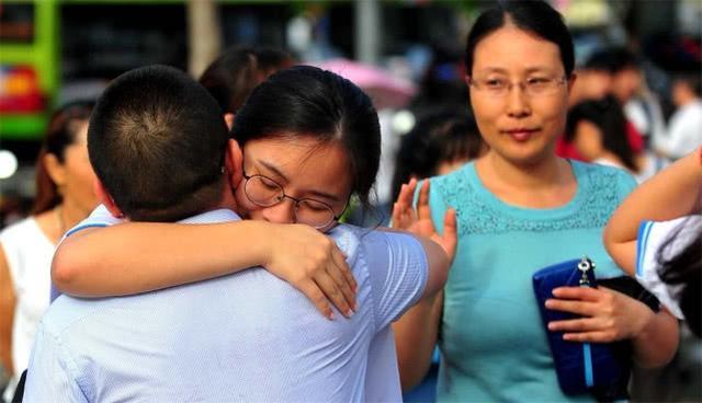 临近高考，家长可以为孩子做的减压事情有哪些？