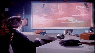 《潜伏》站长太太年轻时是有多美艳，中国第一部科幻片了解一下