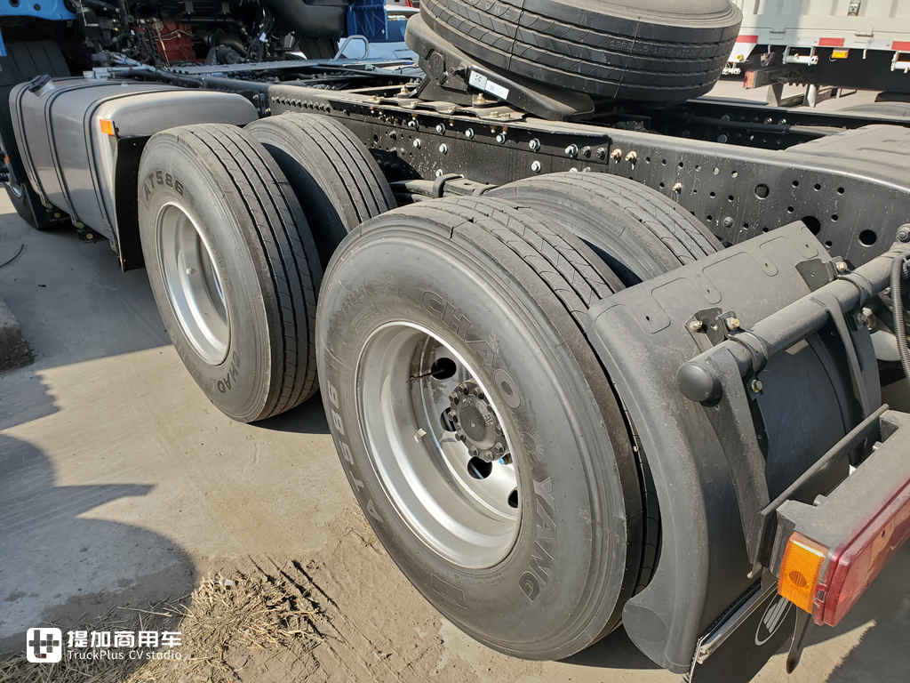 售价不到28万，欧曼GTL推出质享版牵引车，到底都有啥配置？