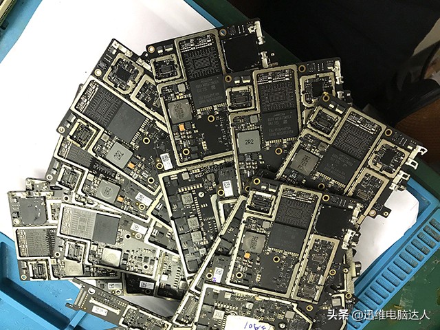 二修surface Pro5不认盘 蓝屏不进系统！大换血，比MacBook还难修