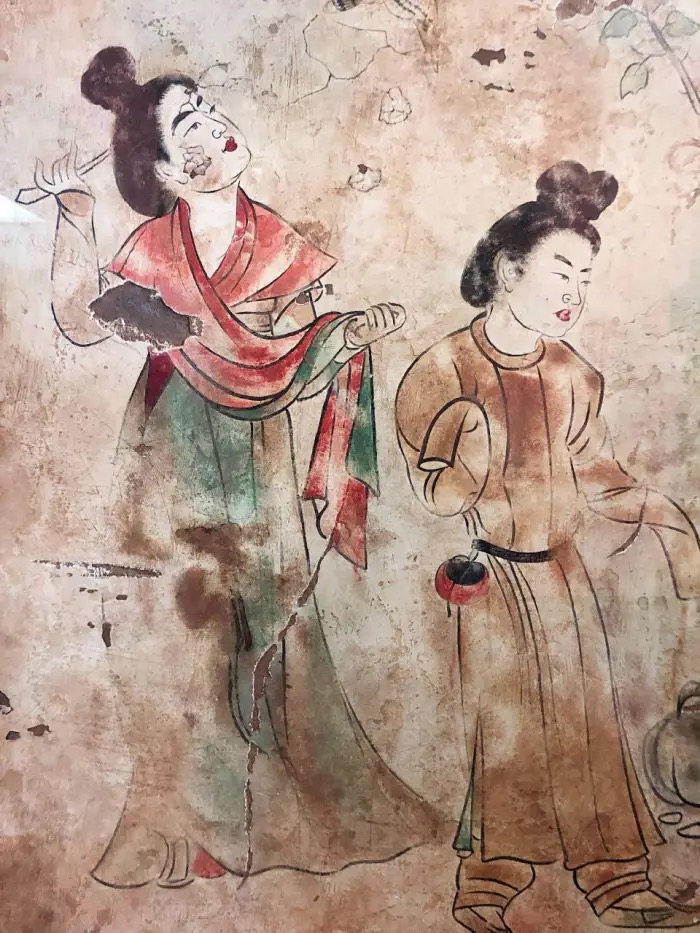 唐墓里的壁画