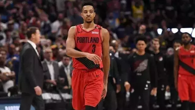 哪些nba球员来过大连(NBA球星亮相3座万达广场，继韦德后，25岁签下亿元合同)