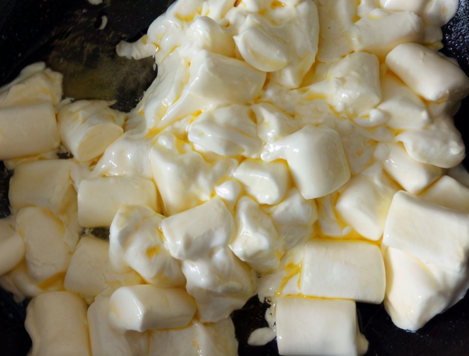45块钱一斤的网红奶枣，在家做比牛轧糖还简单，成本实惠还省事