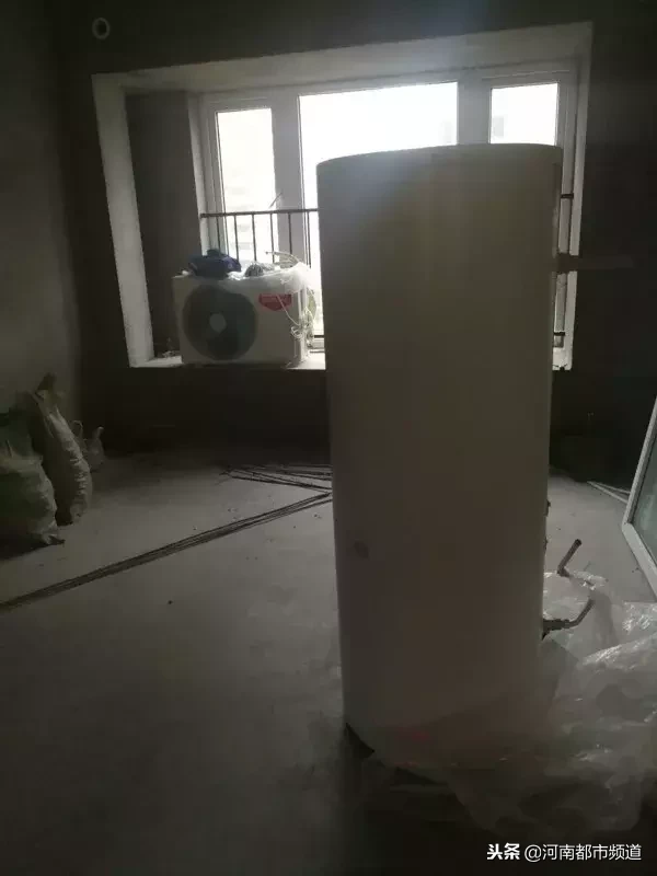 四五千元一套的熱水器拆了當(dāng)廢品賣(mài)!寧波這些業(yè)主咋想的?