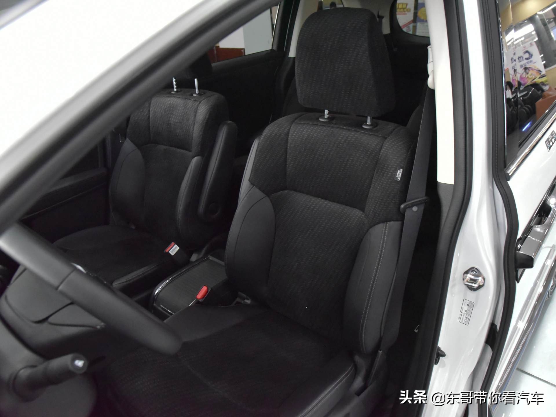 大7座日系大MPV，5.9L低油耗，宽敞耐用，实拍本田艾力绅