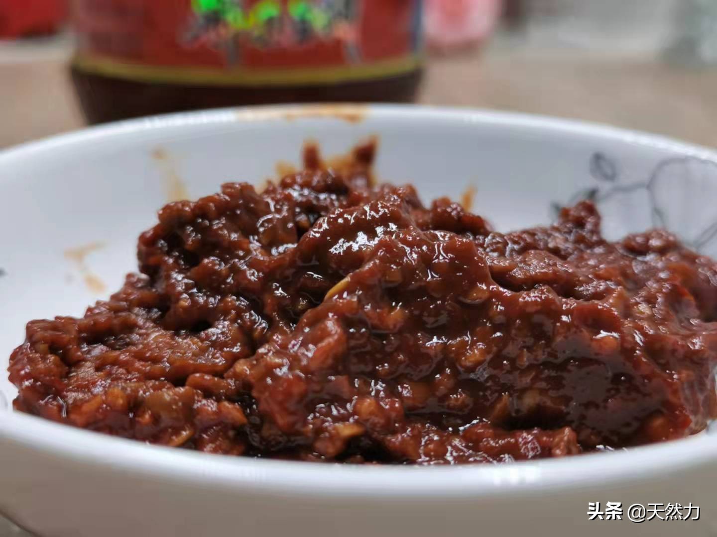 回鍋肉怎么做才好吃？來看看傳統的川菜做法，肥而不膩，真解饞