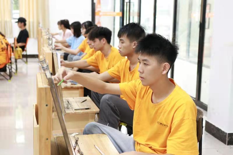 2021美术生必看干货：联考、校考、备考、院校推荐、艺考流程