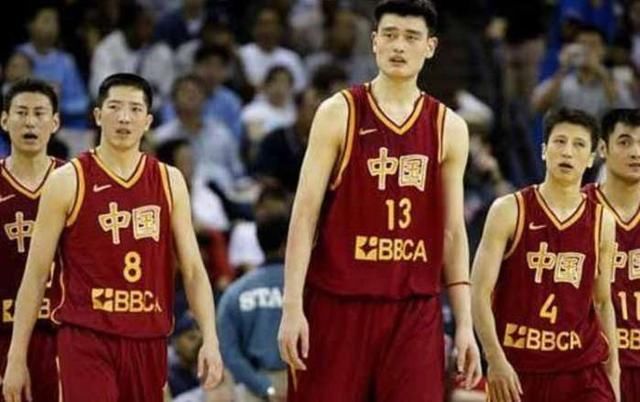 最强nba王治郅组合有哪些(若国内各位置最强5人组一队，能进NBA季后赛？姚明 阿联火力凶猛)