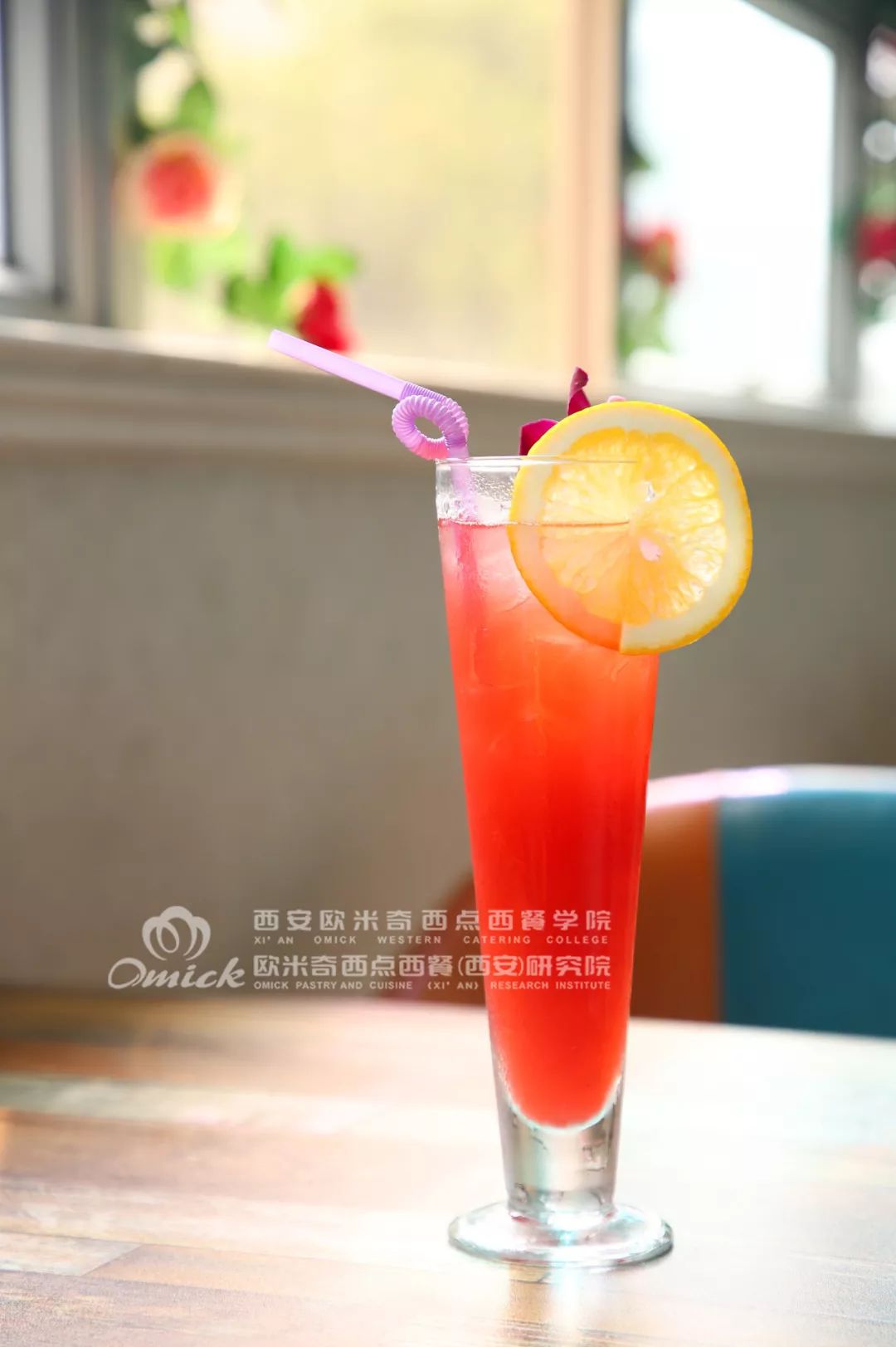 调酒师艾伦世界杯专访（盘点那些调酒师出身的电影明星们）