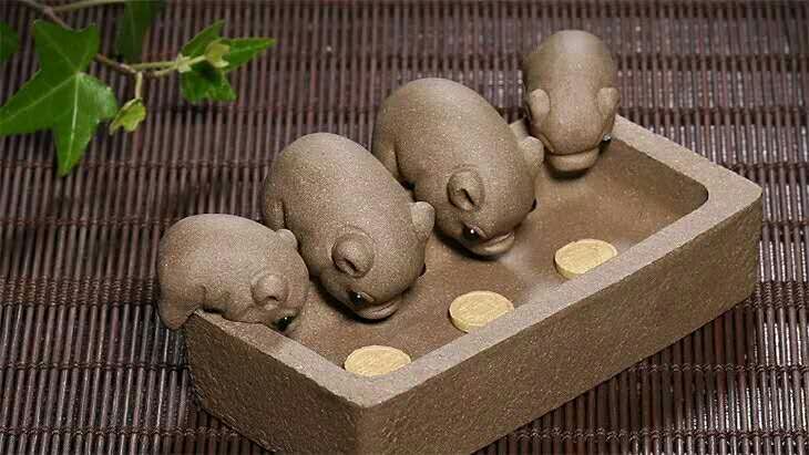茶宠摆放有讲究，摆好了好运不断，财源滚滚