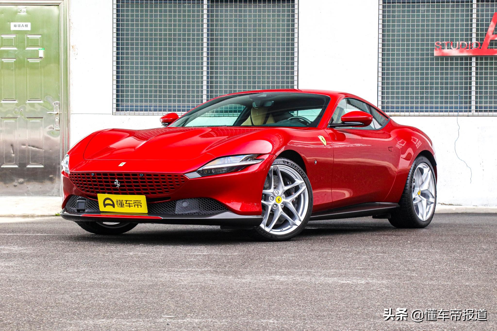 新车 | 约合人民币111万元，新款奥迪R8后驱版来了！3.7秒破百