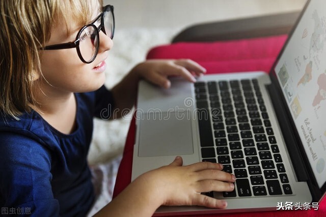 Ϊ��һ��˽��������������ʵ��Ĩ�����˵���Ϊ�ǿɳܵ�