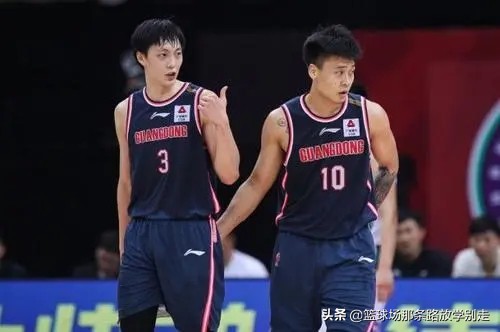 胡明轩去cba前在哪个学校(汲汲无名的胡明轩为什么能够吸引NBA球探的注意，受邀试训？)