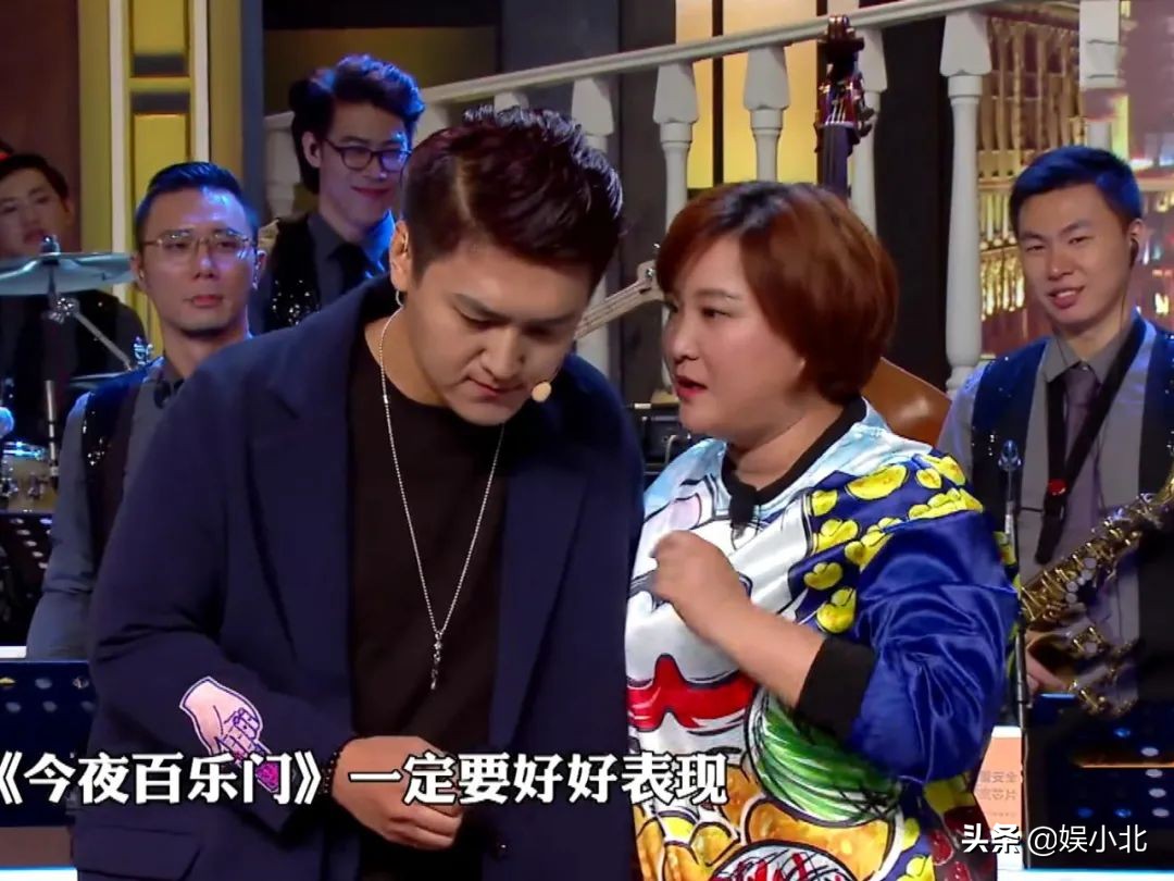 贾玲何止“救”了张小斐，她手下的四员大将，哪个没被生活毒打？