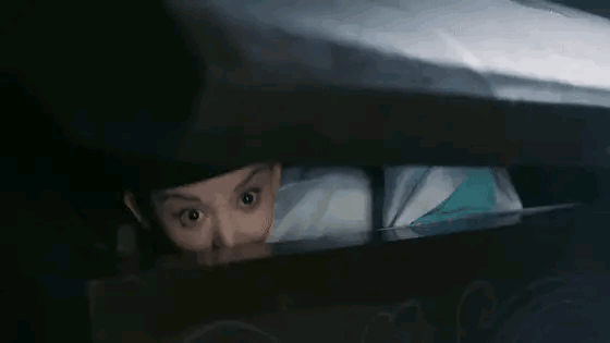 “万人嫌”古力娜扎十年的黑红之路，她从来不“可怜”