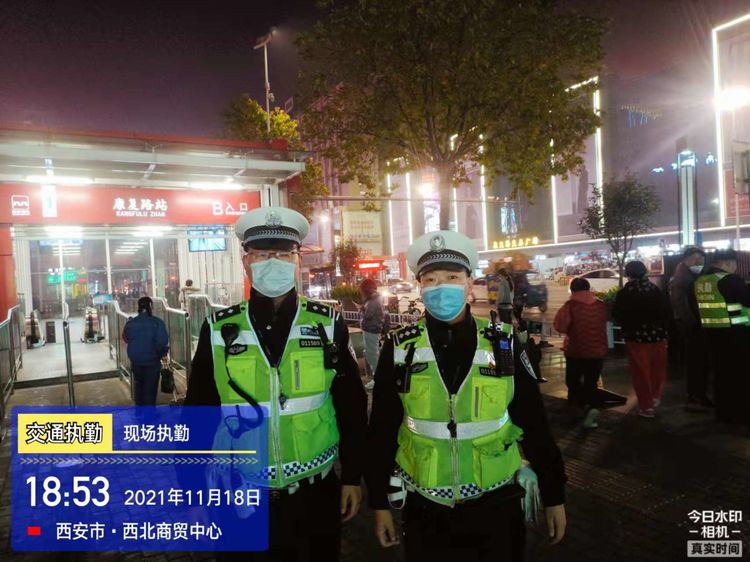 西安公安局交通警察支队碑林大队打响两三轮车违法专项整治行动“第一枪”