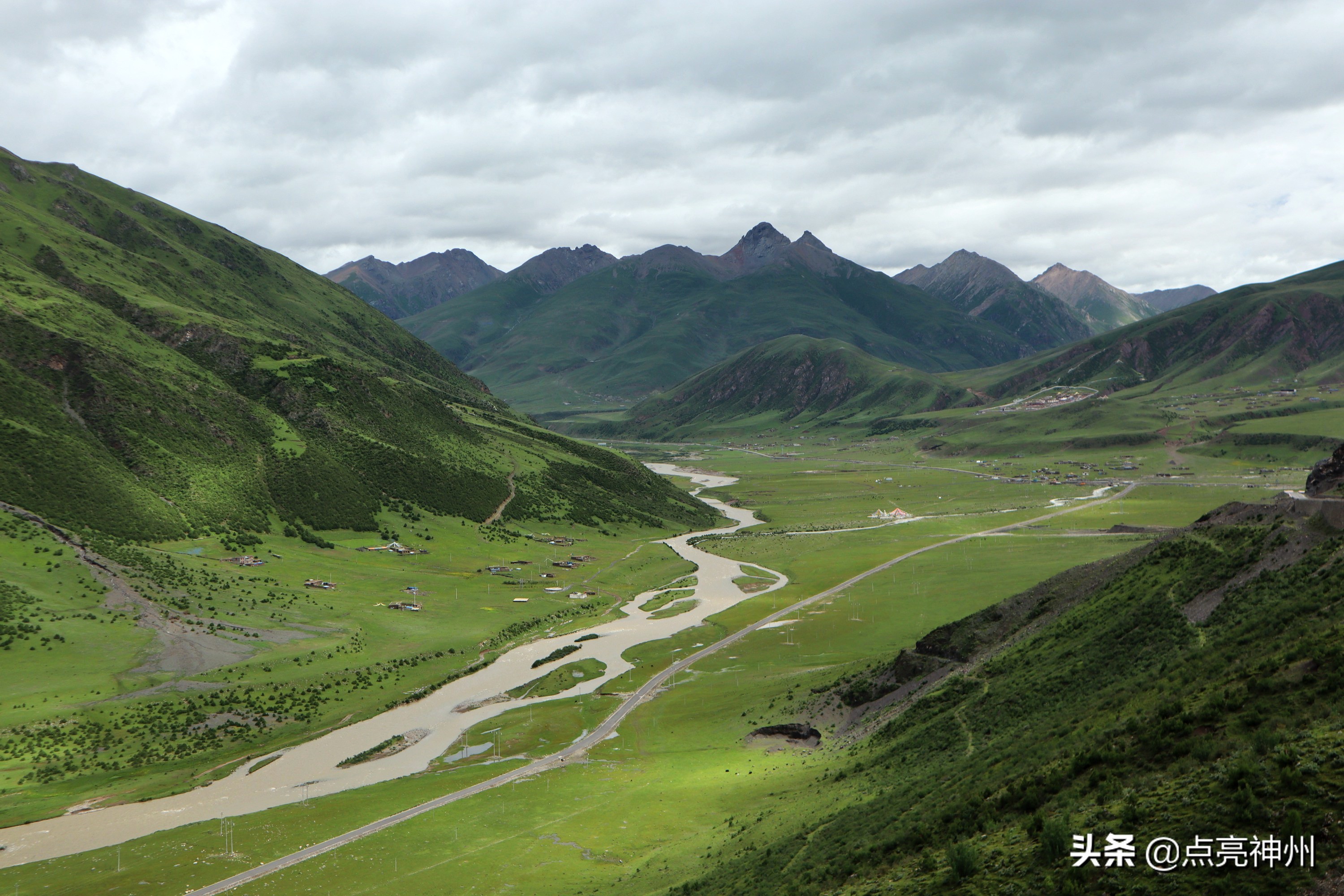 唐蕃古道:风景如画,海拔还低,它才是最好的出藏线路