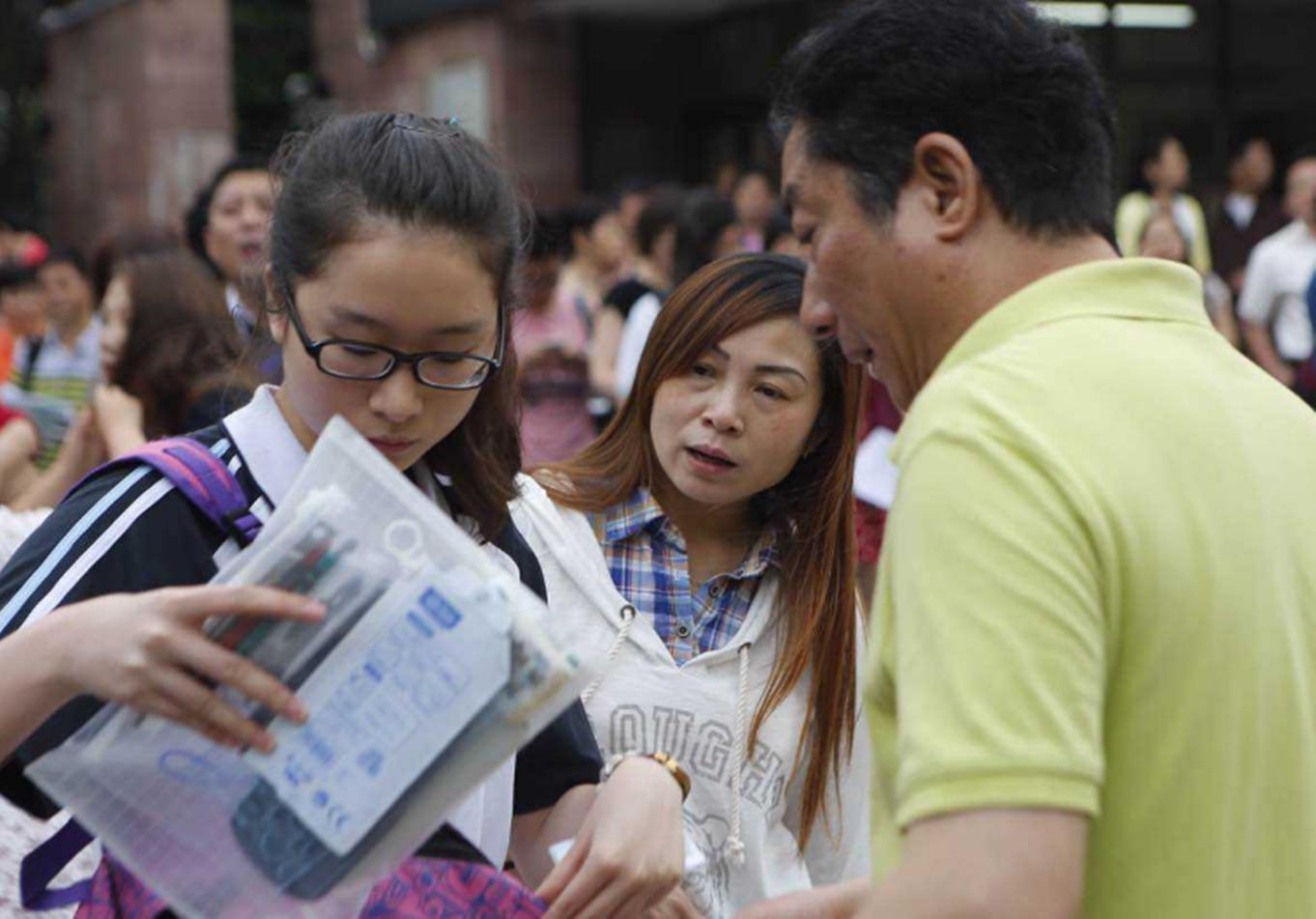 大学容易挂科的3大专业，学习难度系数大，榜首实至名归