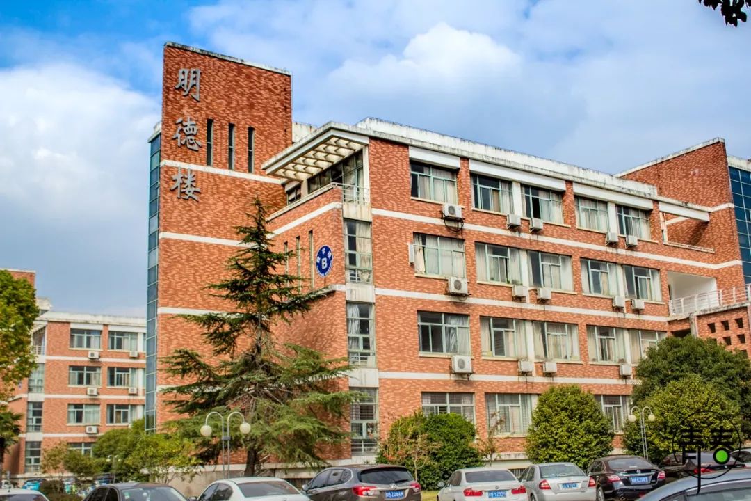 233路尽头的南昌航空大学，承包你的四年青春！