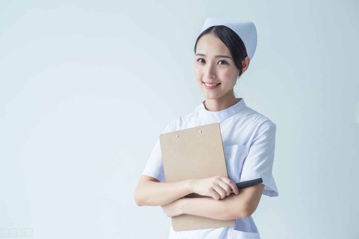 护理专业大专院校有哪些？全国有近400所高校，主要分为三大类