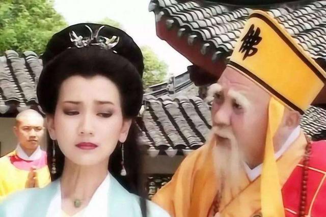 之前讲过,唐宋时期的《白蛇传》版本,不管是《李黄》还是《西湖三塔记