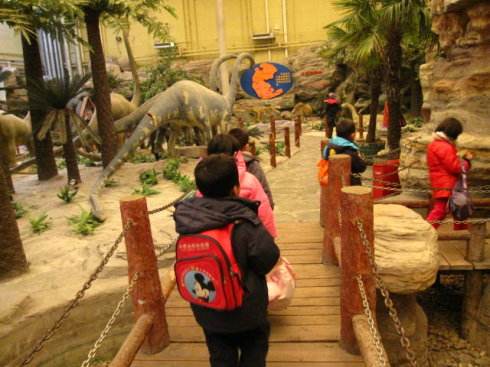 孩子寒假无聊无趣离不开手机，你开始抓狂了？避免焦虑你要这样做