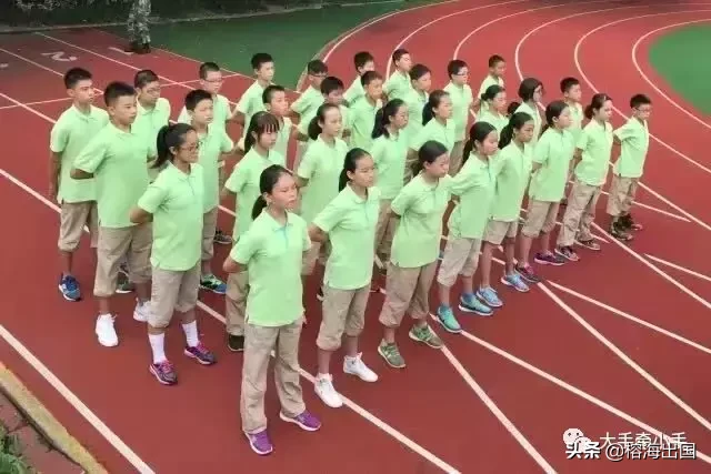 八一八上海小朋友的校服，哪所学校才是魔都颜值Top 1？