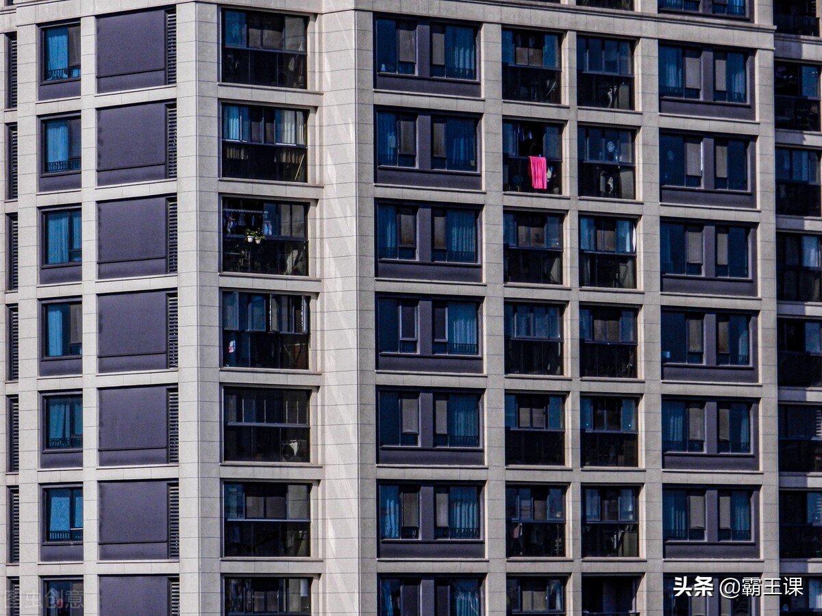 被同事排挤，被领导孤立，聪明人会通过这三招应对小人的刁难