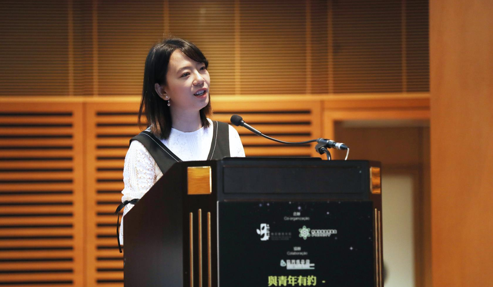 北斗女神徐颖：16岁上大学，32岁当博导，获《人民日报》表扬