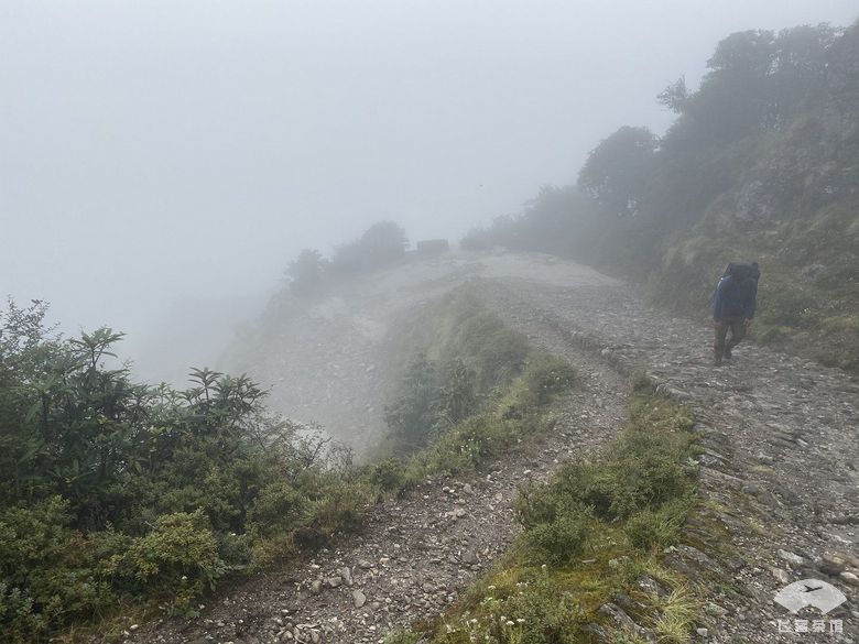 探秘印度国土的咽喉要地，最窄处宽度仅20千米，雪山美景不输我国