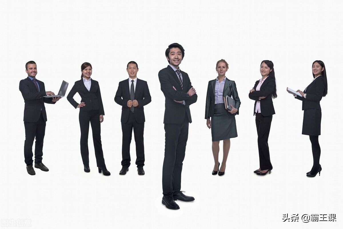 饭局上，领导帮你盛饭，低情商说“谢谢”，高情商的人会怎么说？