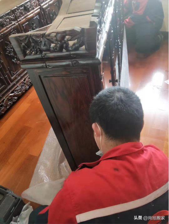 上海高端搬家公司是怎样的，出于这好奇心，小编带你体验一下