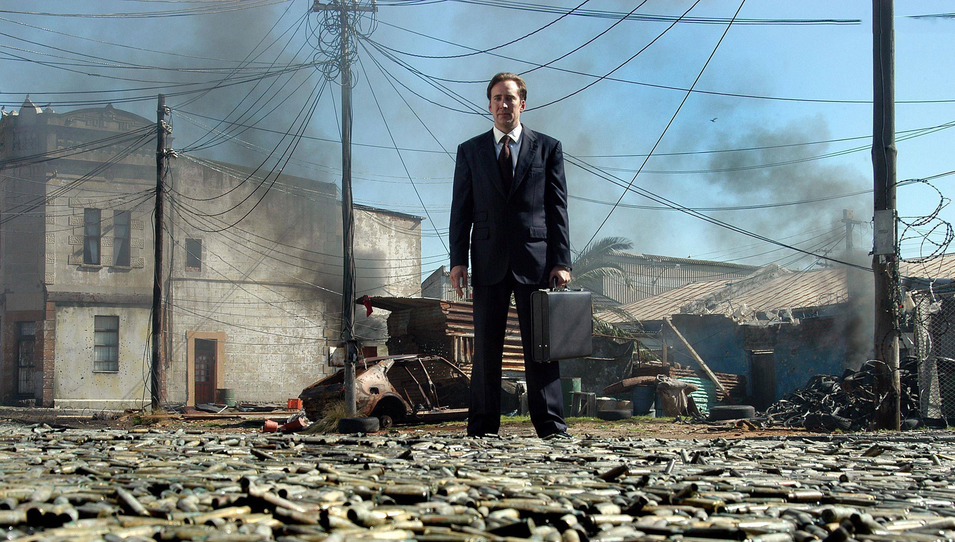 没错,这部电影便是我们烂片之王尼古拉斯凯奇主演的《战争之王》,当然