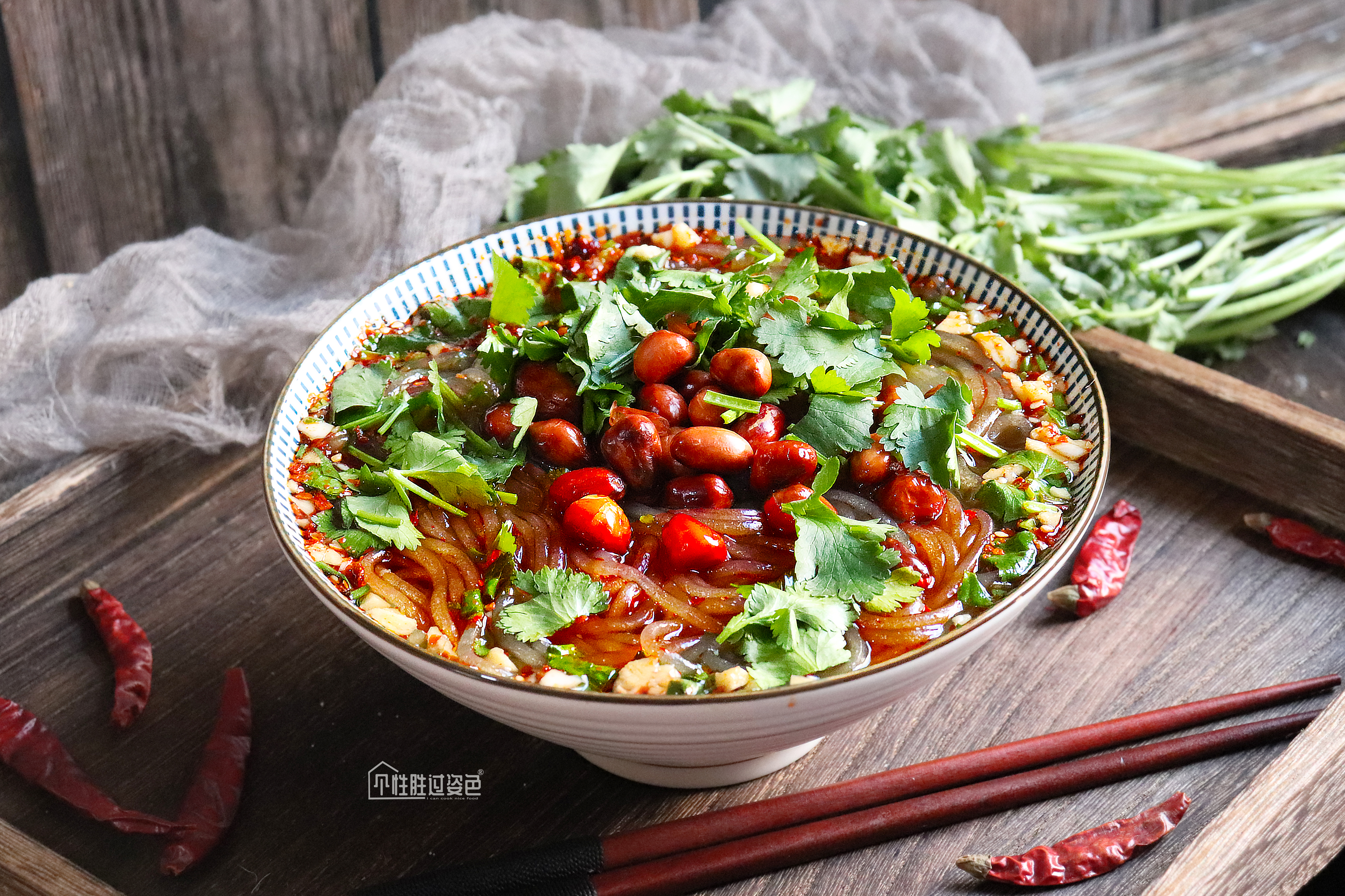 开店20年的老师傅教您正宗酸辣粉做法，秘制配方免费送，记得收藏