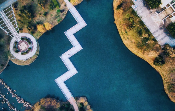 坐拥三大校区，占地5888亩，出门就是地铁，江苏这所985高校